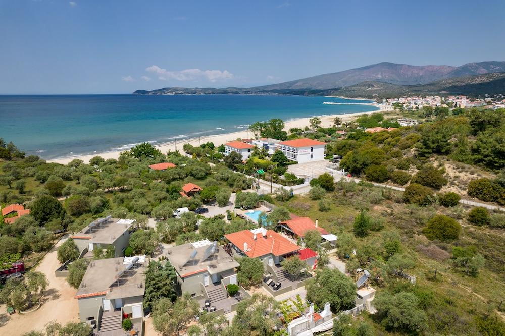 Mythos Bungalows