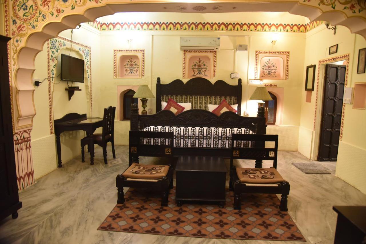 Hotel Shahi Place