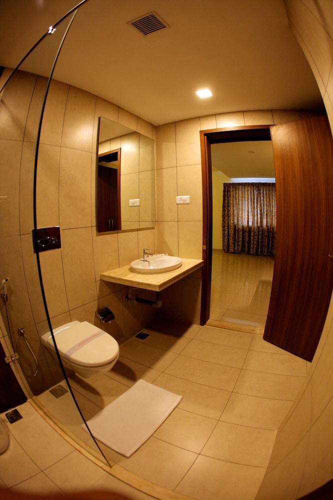 Rathna Residency