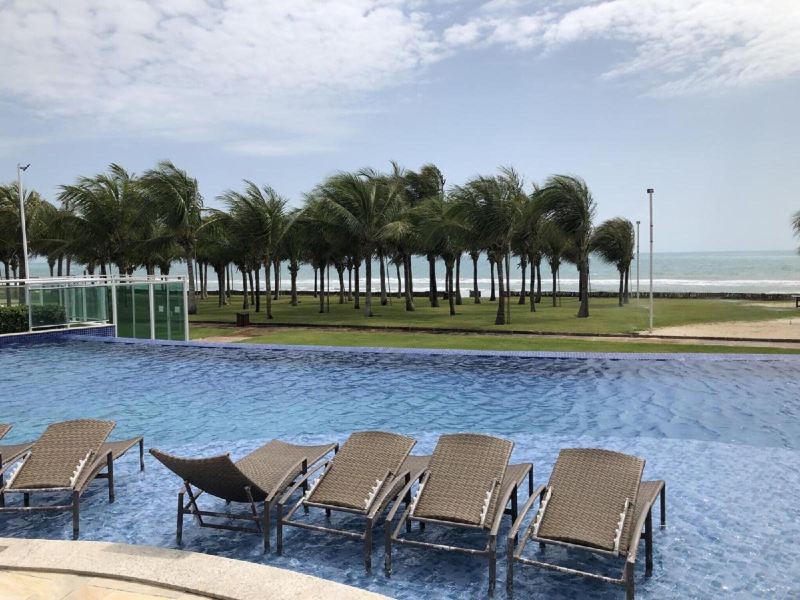 Riviera Beach Place & Manhattan Golf Residence