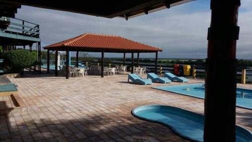 Candeias Hotel Gold Fish