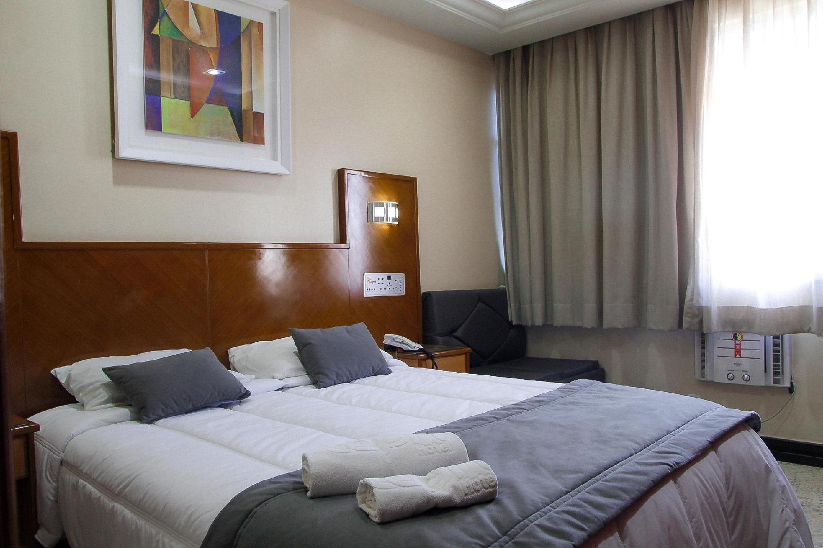 Capri Hotel