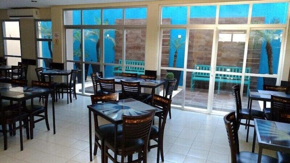 Muchiutt Park Hotel