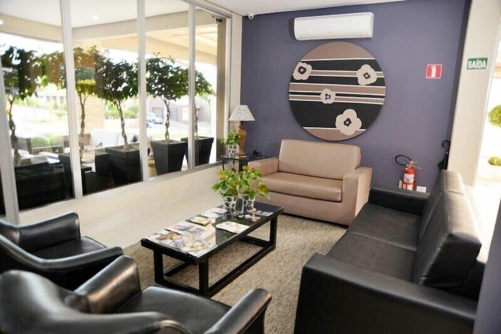 Muchiutt Park Hotel
