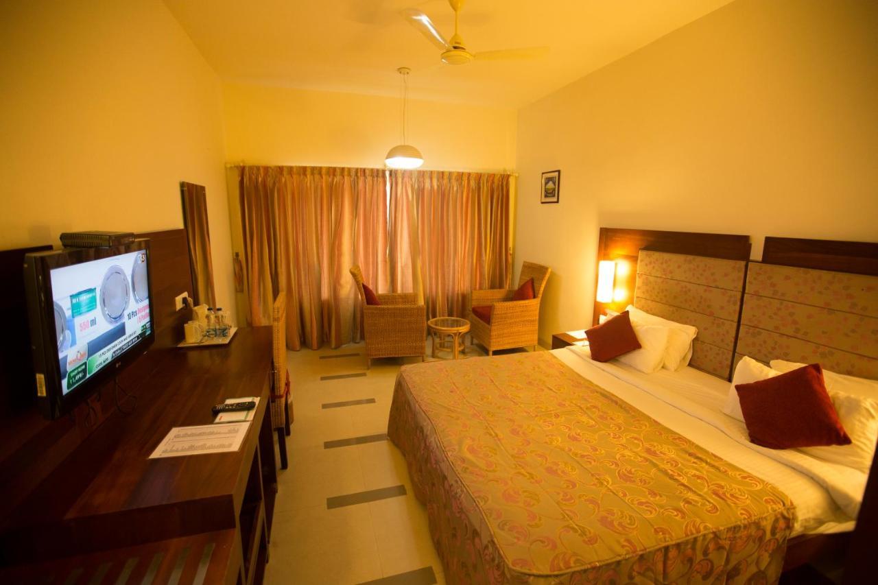 Hotel Devaragam