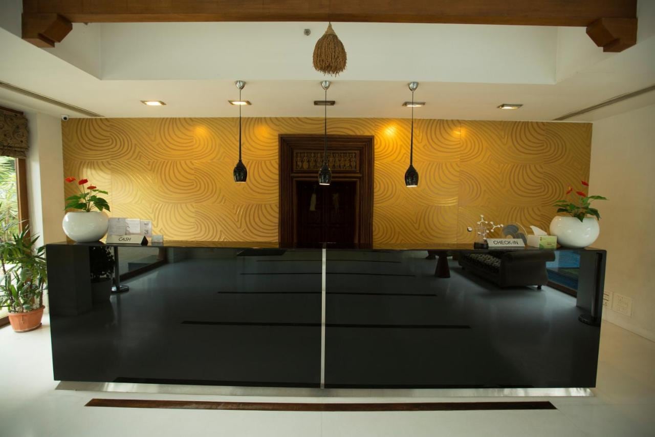 Hotel Devaragam