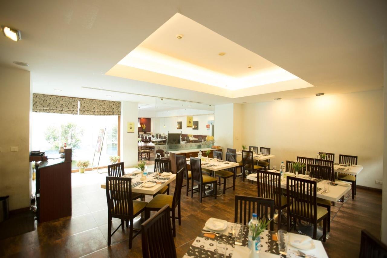 Hotel Devaragam