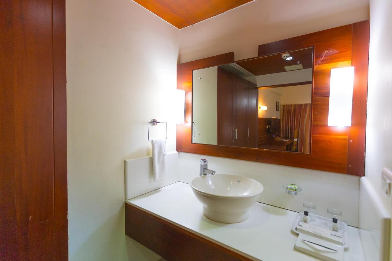 Hotel Devaragam