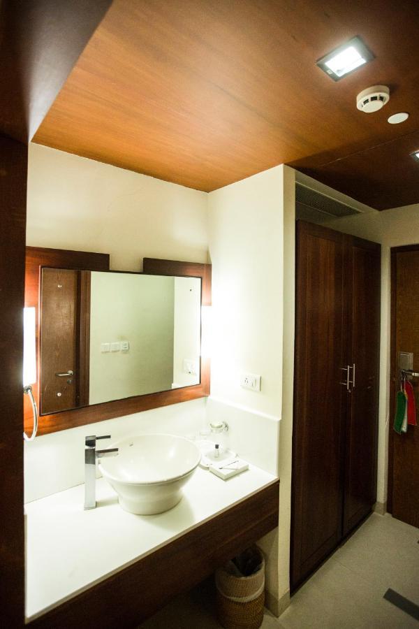 Hotel Devaragam