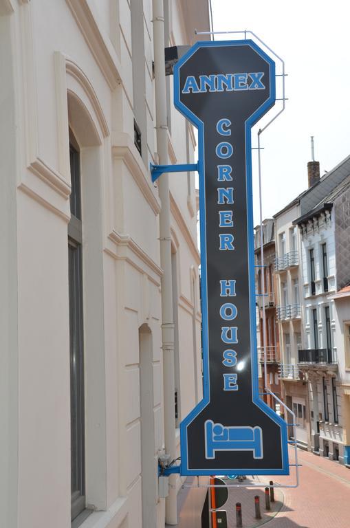 Corner House