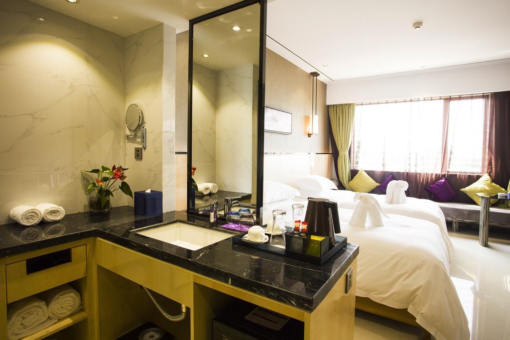 Lori Star Hotel