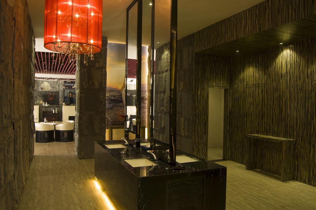 Lori Star Hotel