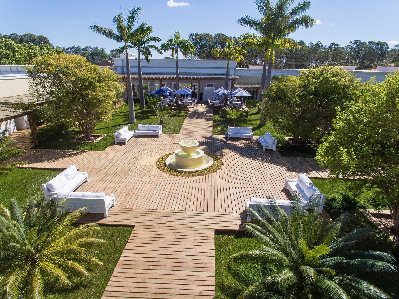 Hotel Green Village