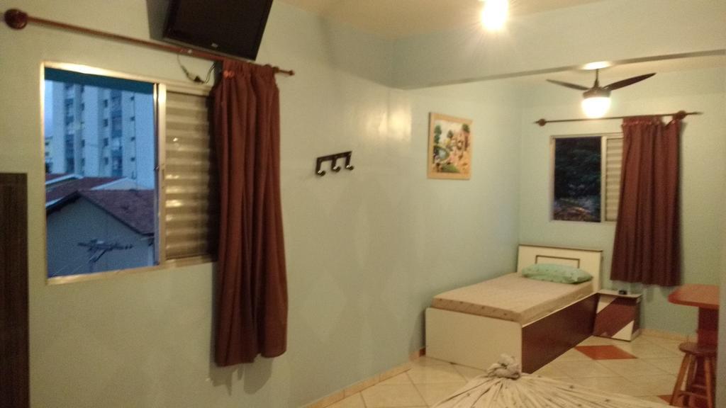 Gold Star Hotel