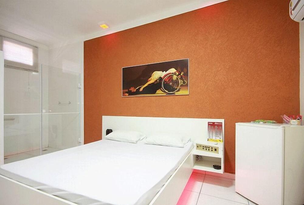 Rius Motel