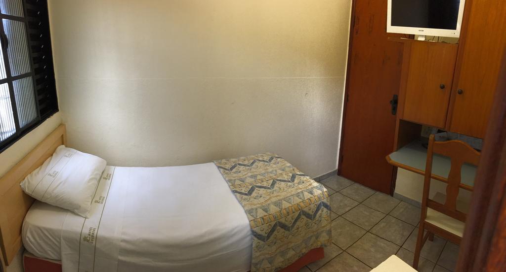 Hotel Colonial