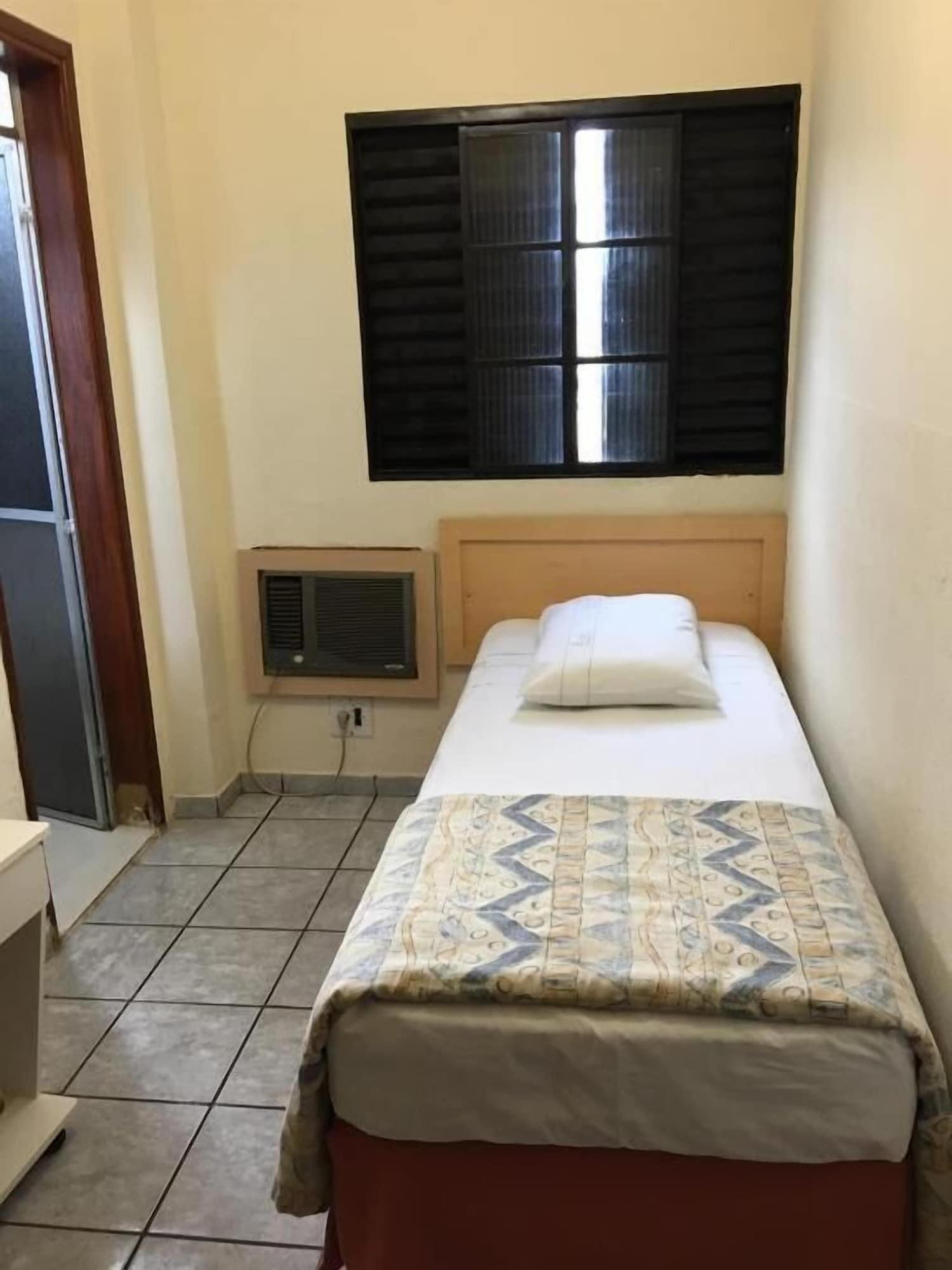 Hotel Colonial