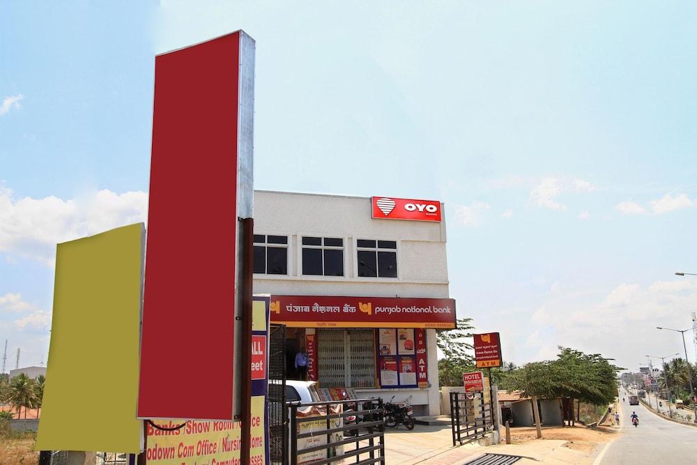 Sri Sai Residency  By OYO Rooms