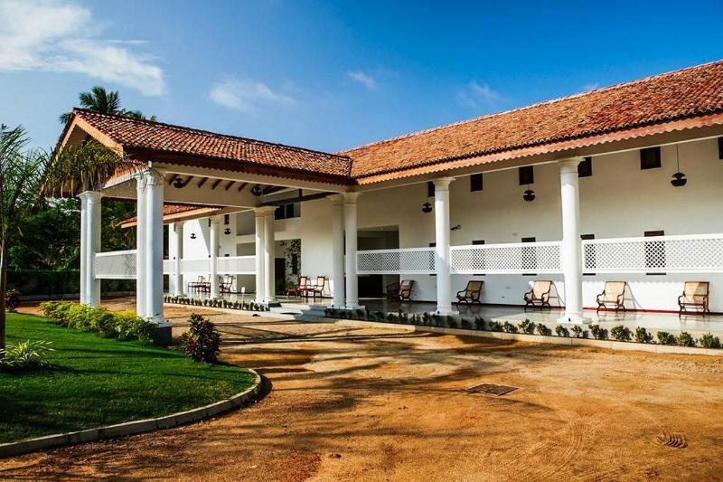 Oasis Wadduwa