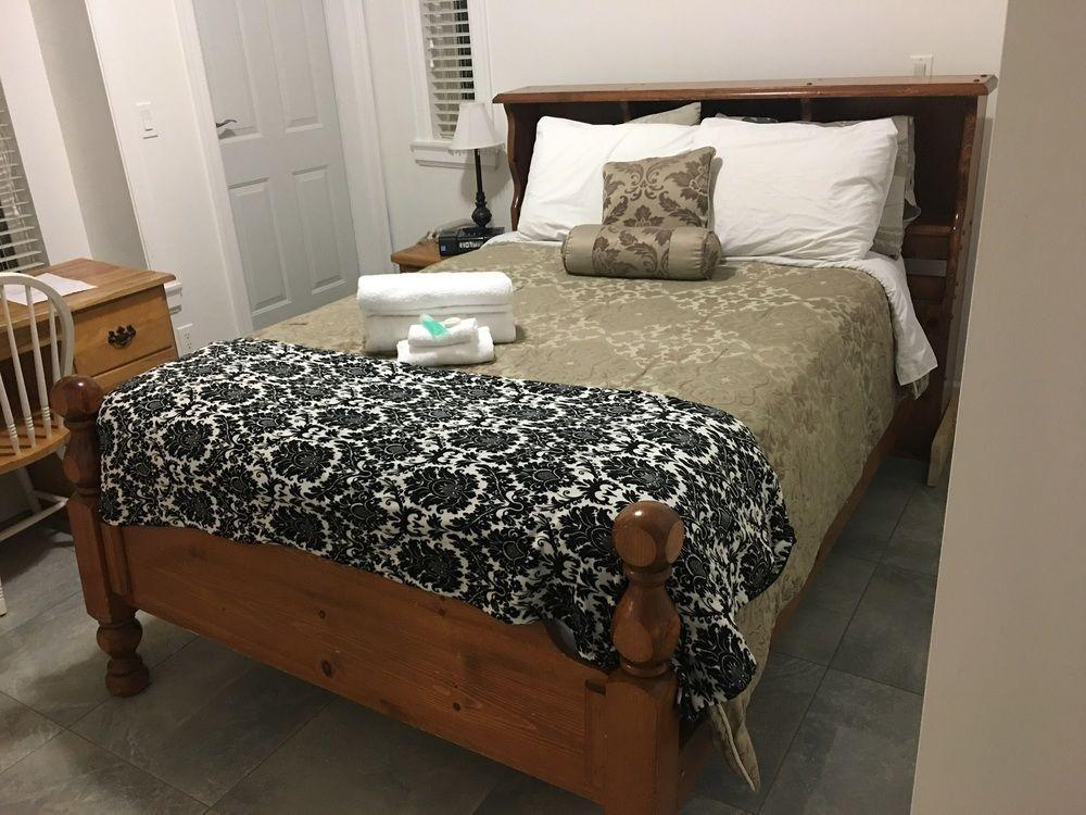 White House Bed and Breakfast