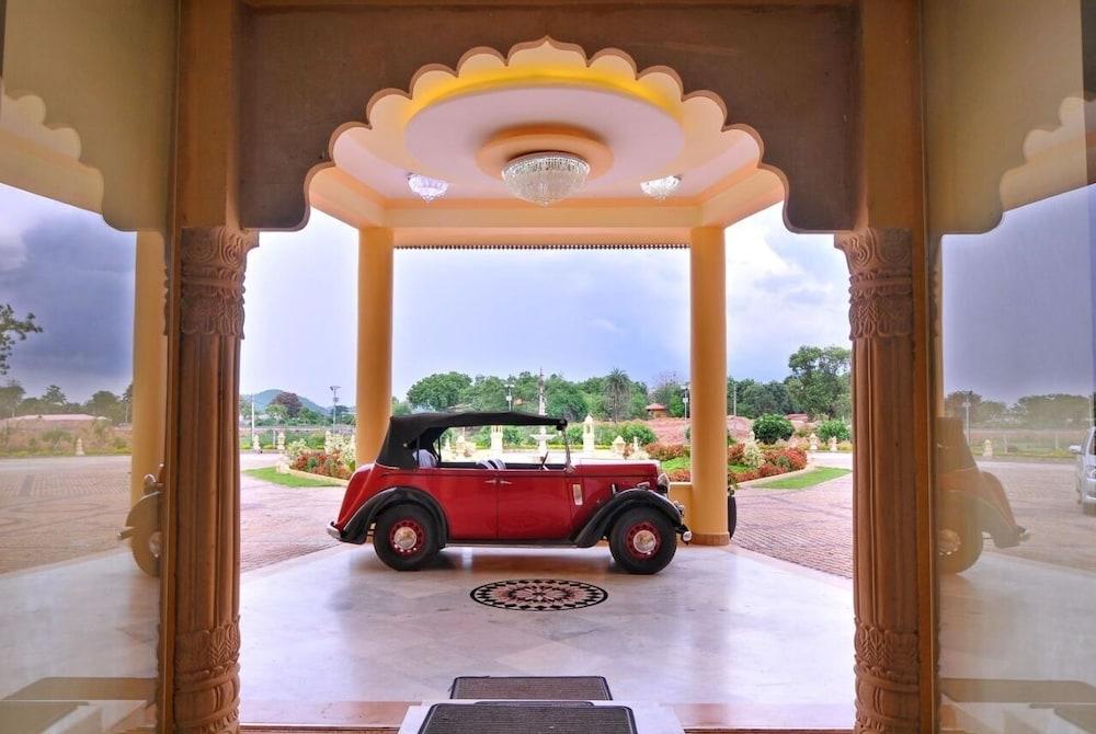 Syna Heritage Hotel