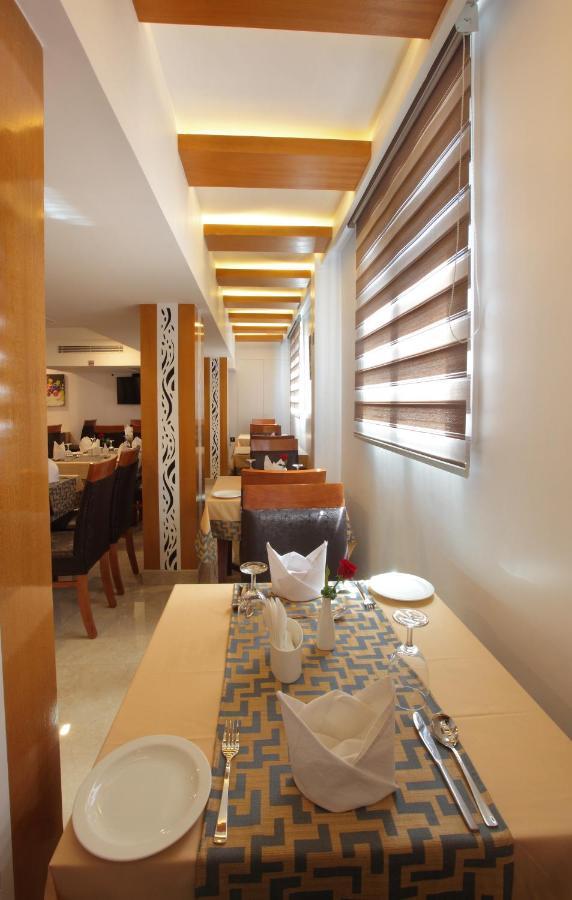 Hotel Park Residency