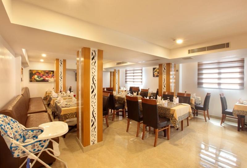 Hotel Park Residency
