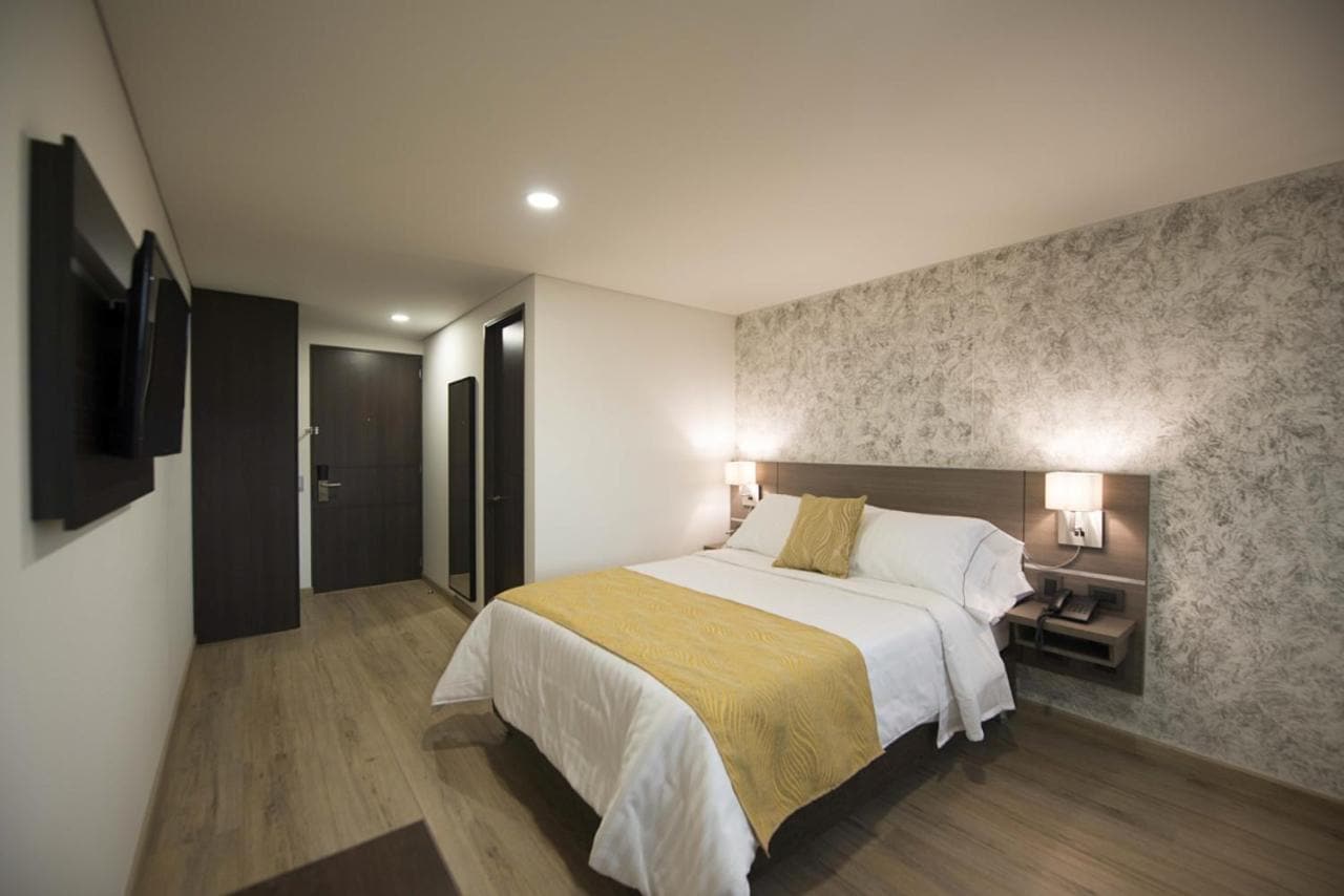 Hotel Grand Plaza Corferias