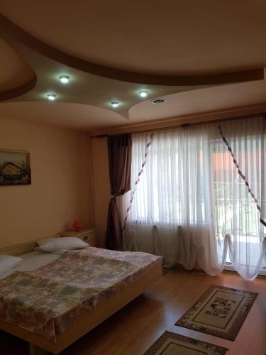 Anda Residence