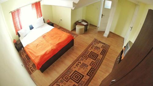 Anda Residence