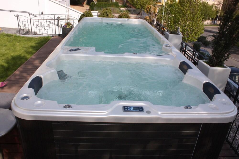 Wellness And Spa Boutique Hotel Pod Lipkami Prague