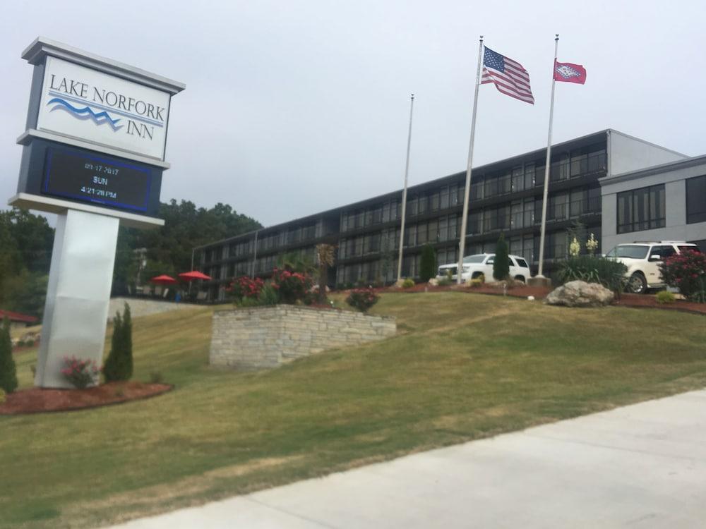 Lake Norfork Inn