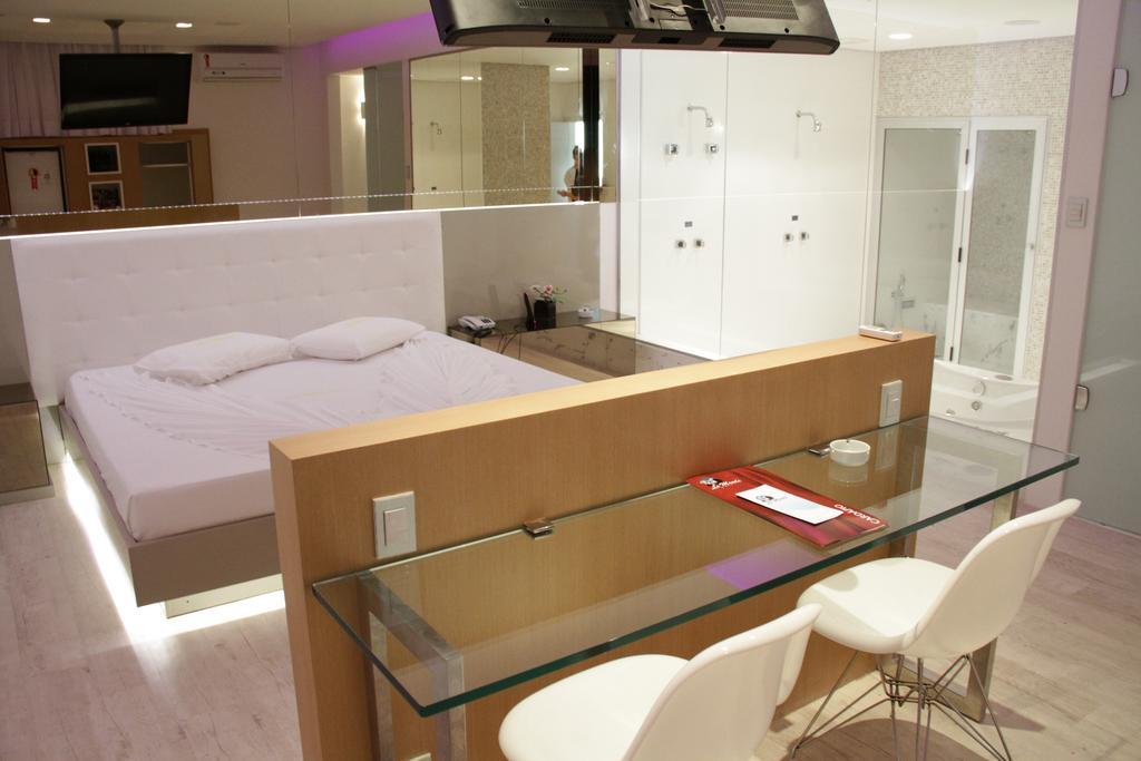 Motel Le Monde
