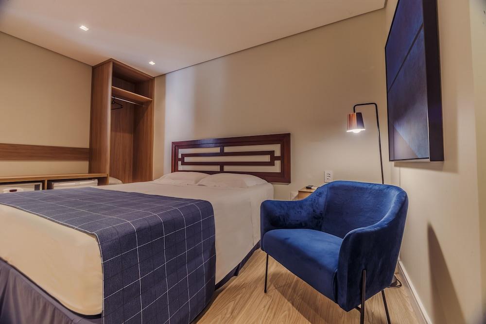 Mara Turismo Hotel
