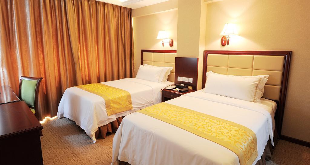 Vienna Hotel Shanwei Chengqu Xingye Road