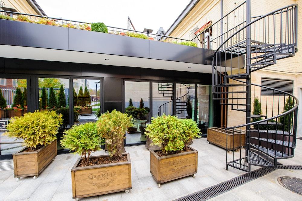 Grafskiy Hotel