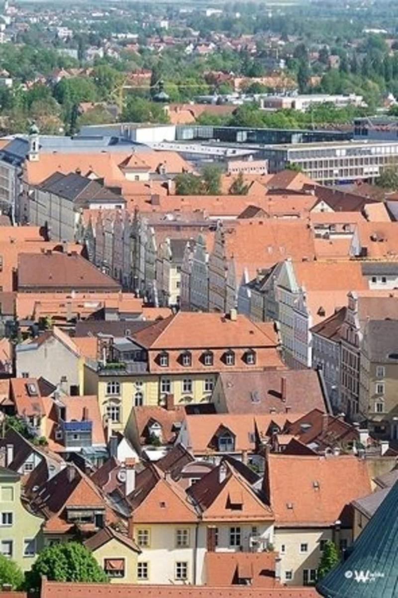 Himmel Landshut Pension - Restaurant - Café