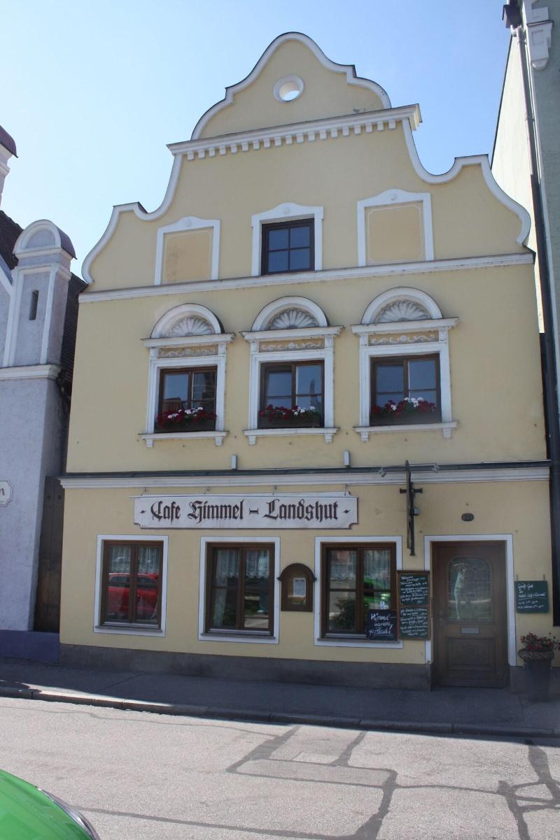 Himmel Landshut Pension - Restaurant - Café