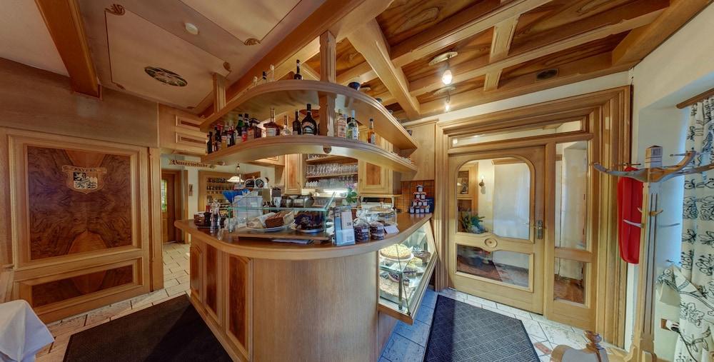 Himmel Landshut Pension - Restaurant - Café