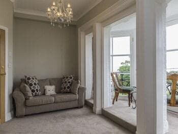 The Gleneagles Guesthouse