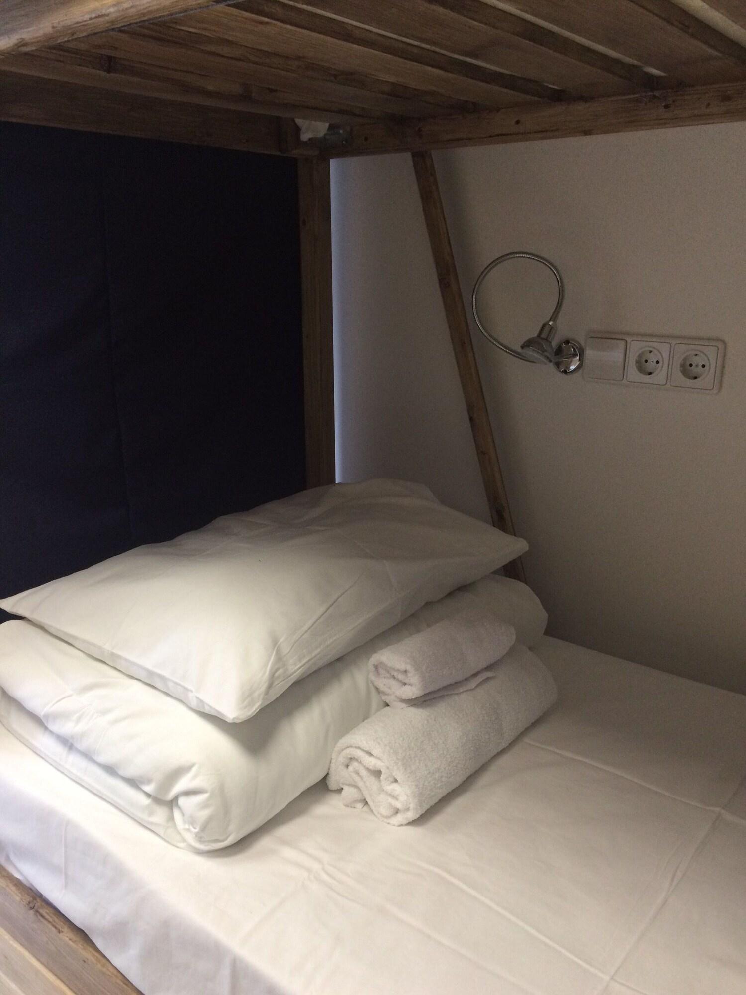 Hostel 65