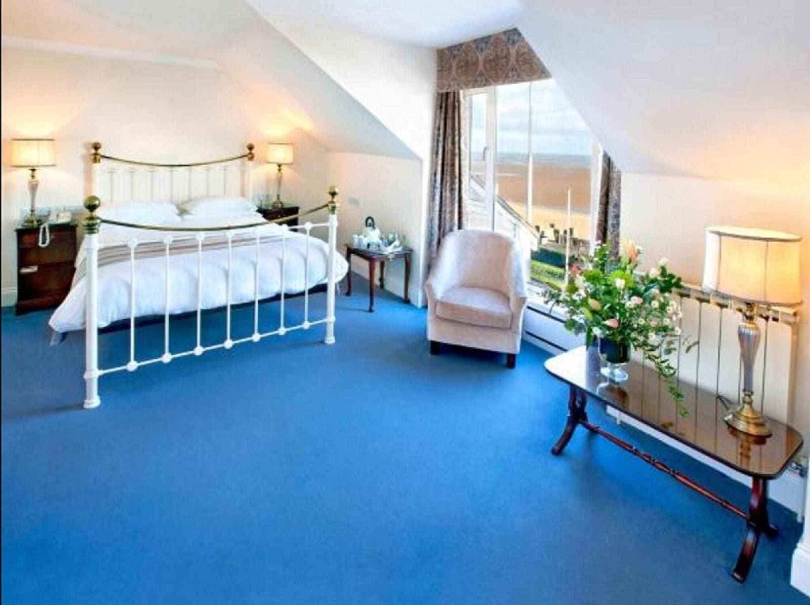 The Kingsway Hotel