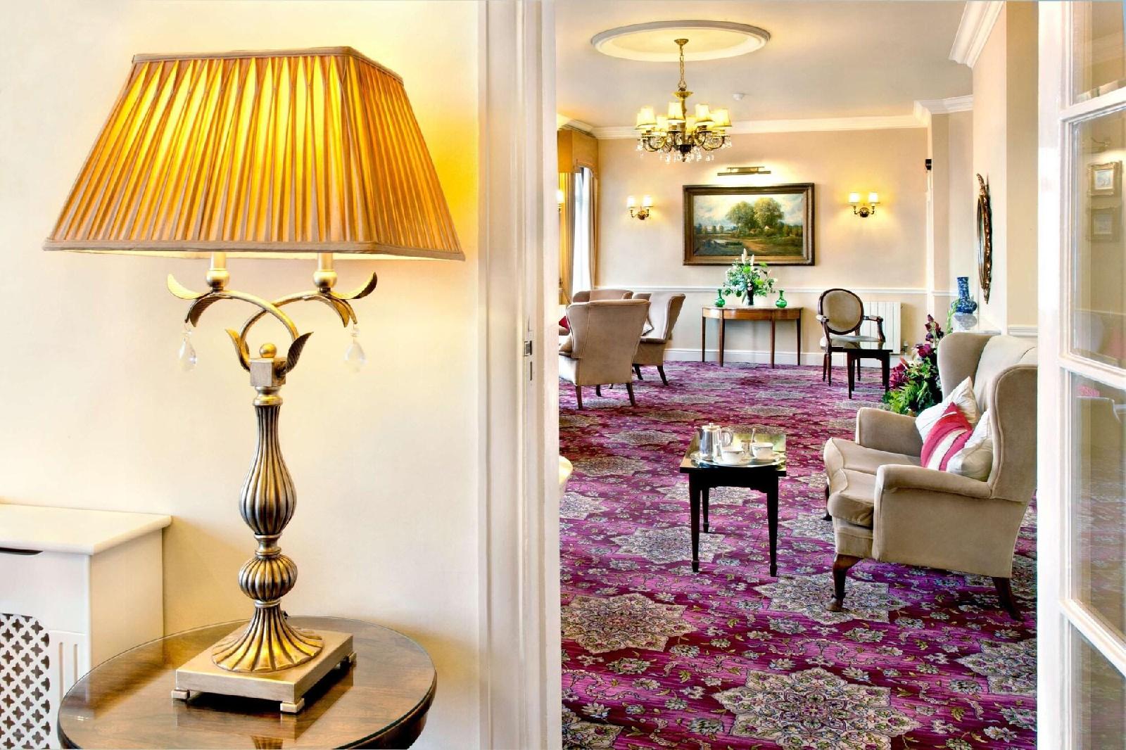The Kingsway Hotel
