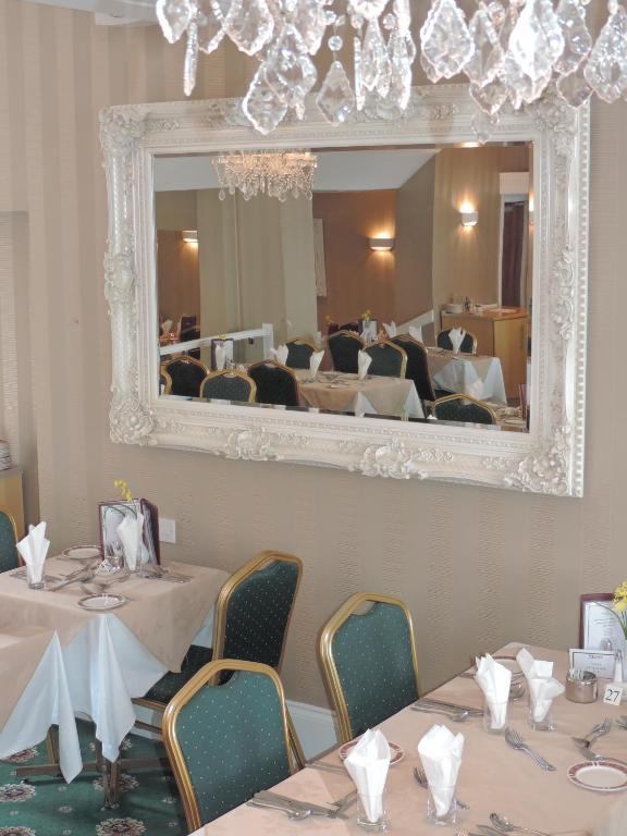 Haddon Hall Hotel