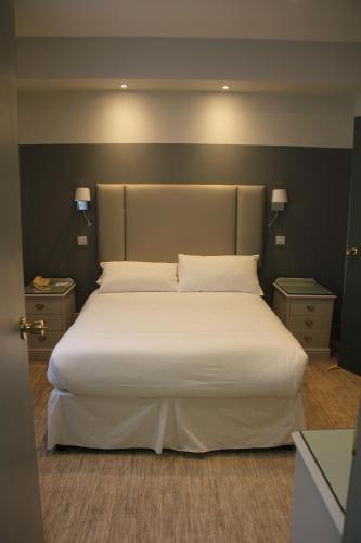Centennial Hotel