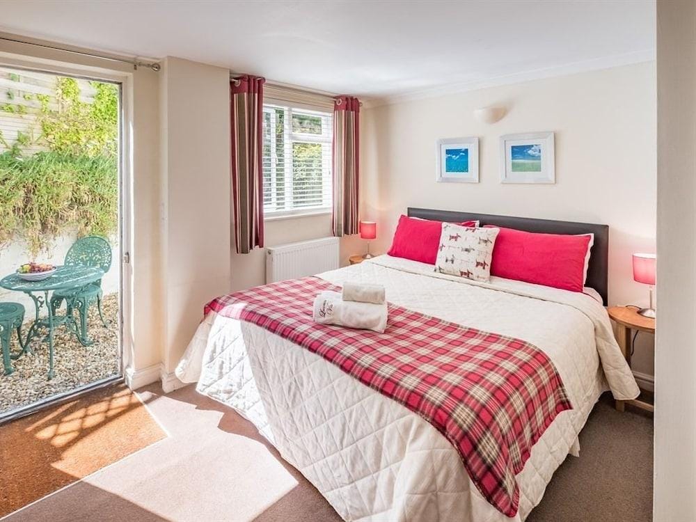Luccombe Villa Holiday Apartments