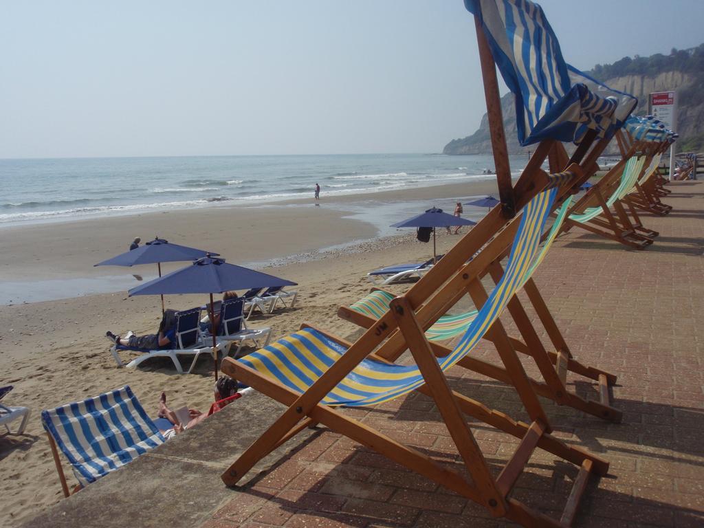 Luccombe Villa Holiday Apartments