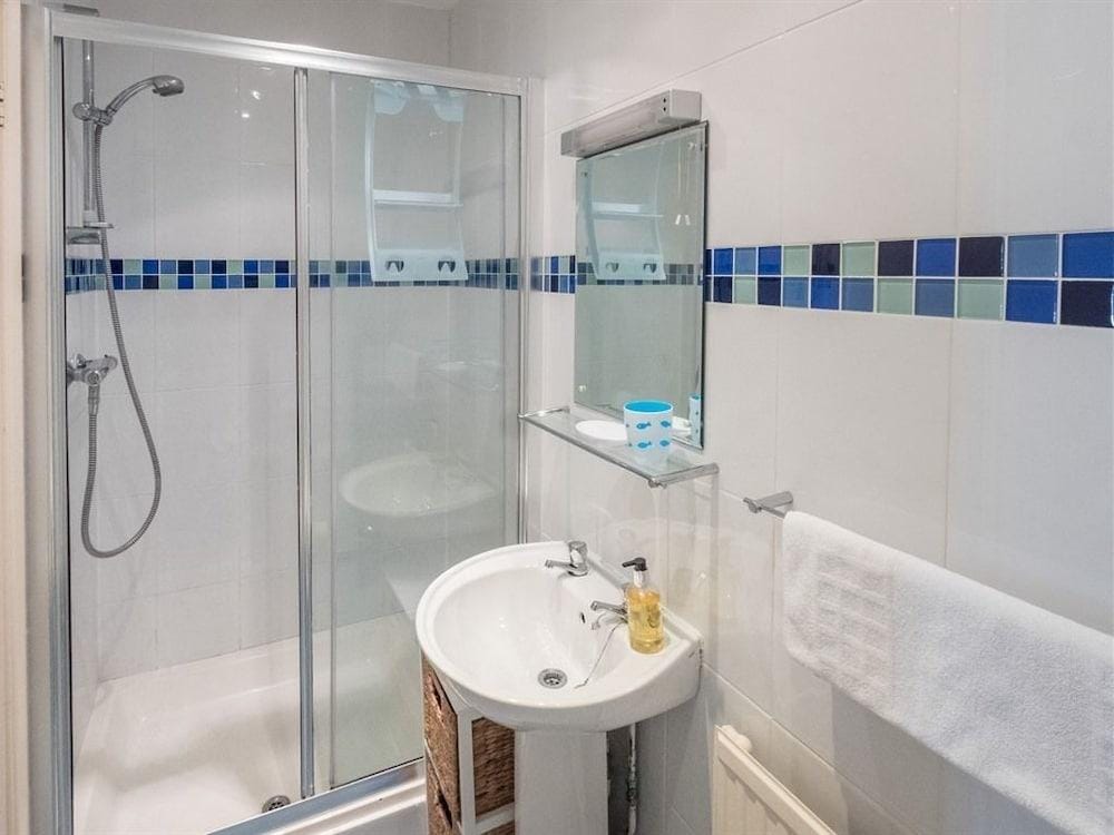 Luccombe Villa Holiday Apartments