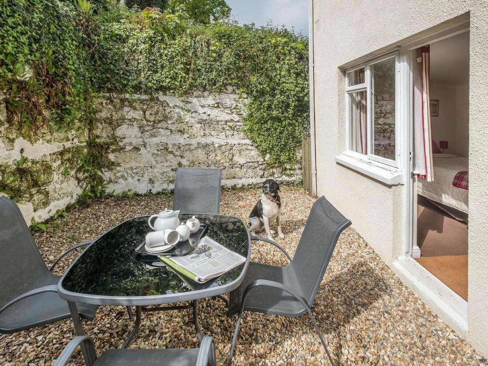Luccombe Villa Holiday Apartments