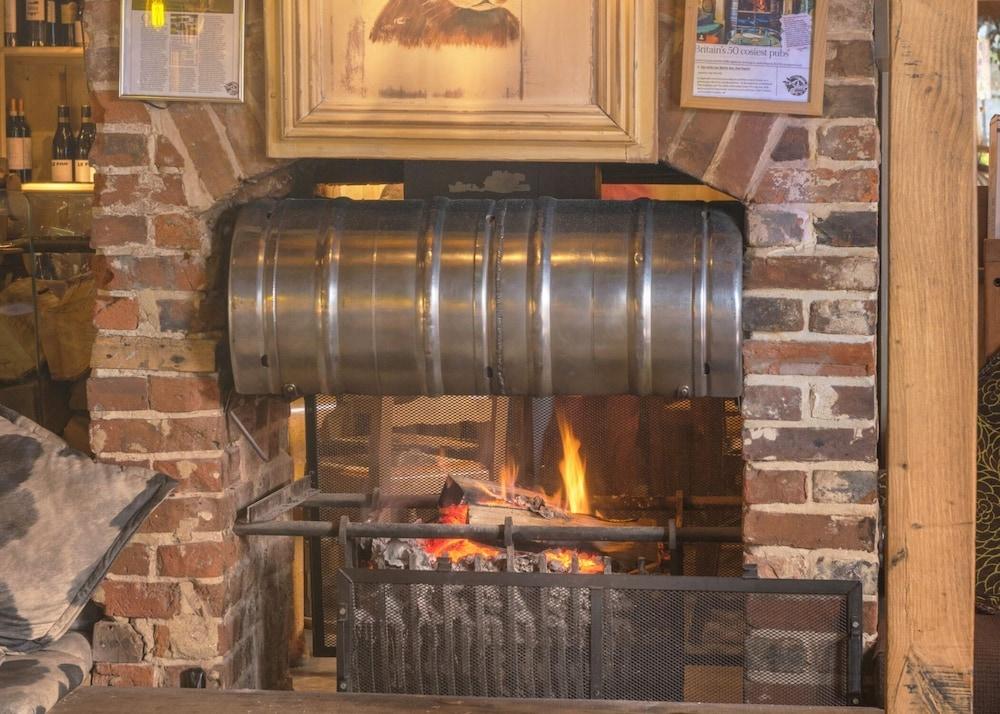 Five Bells Inn Brabourne